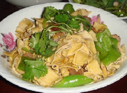 尖椒干豆腐怎么做？_美食